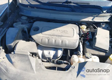 2019 Jeep Cherokee Latitude 4X4 from USA, damaged, VIN 1C4PJMCB3KD372153